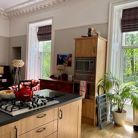 Beautiful Double Room In Idyllic West End Townhouse Glasgow Buitenkant foto