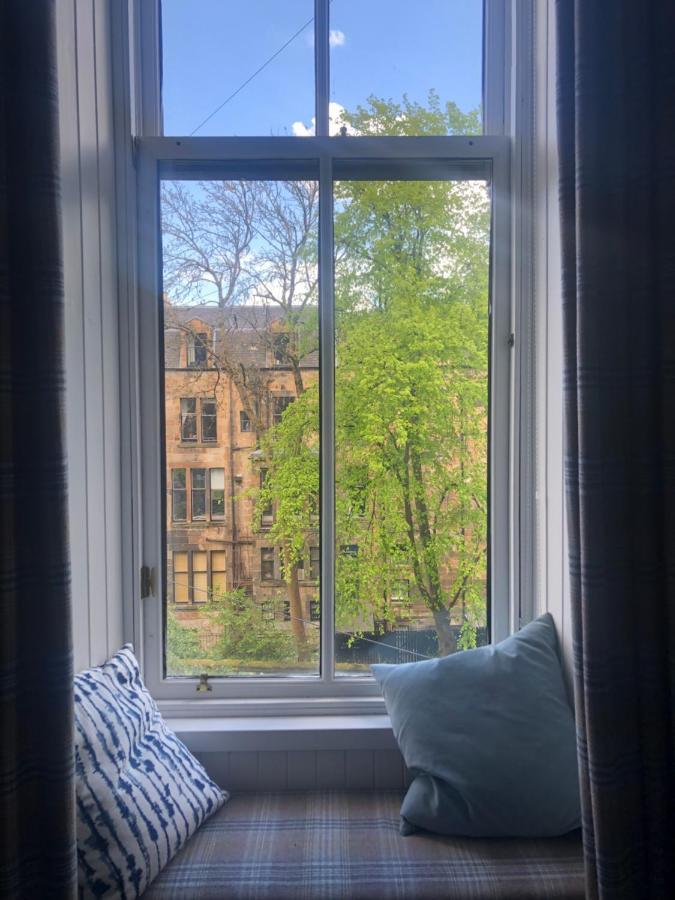 Beautiful Double Room In Idyllic West End Townhouse Glasgow Buitenkant foto