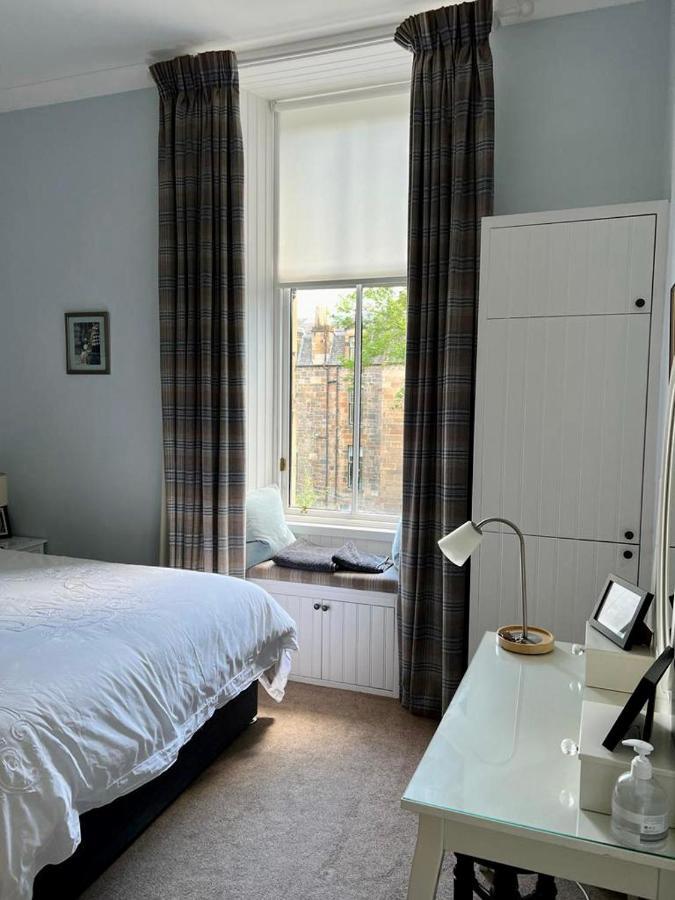 Beautiful Double Room In Idyllic West End Townhouse Glasgow Buitenkant foto